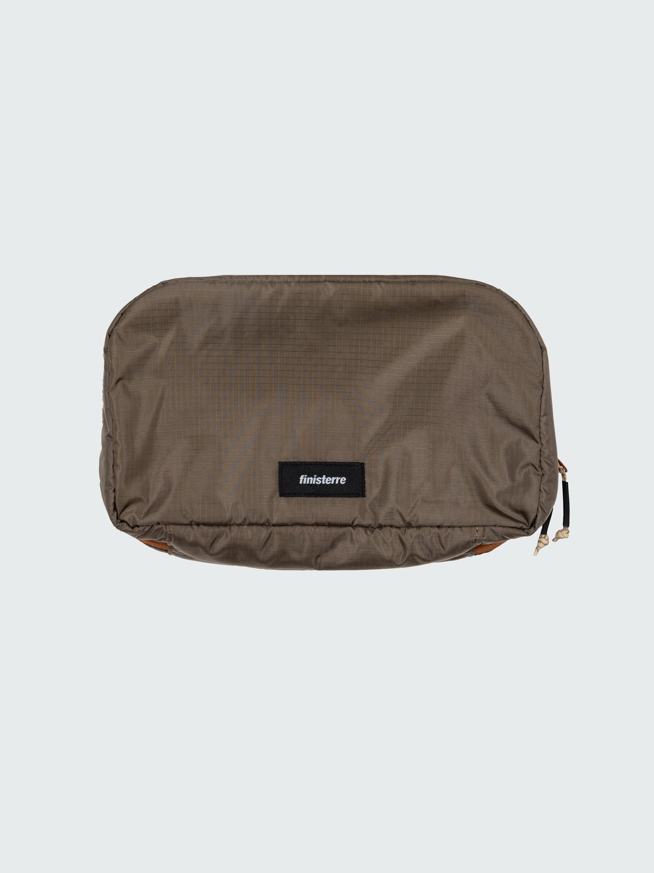 Mako Toiletries Bag